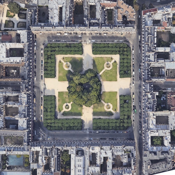 Screenshot Google Streetview, Place des Vosges, Parijs. ©2023 Google.